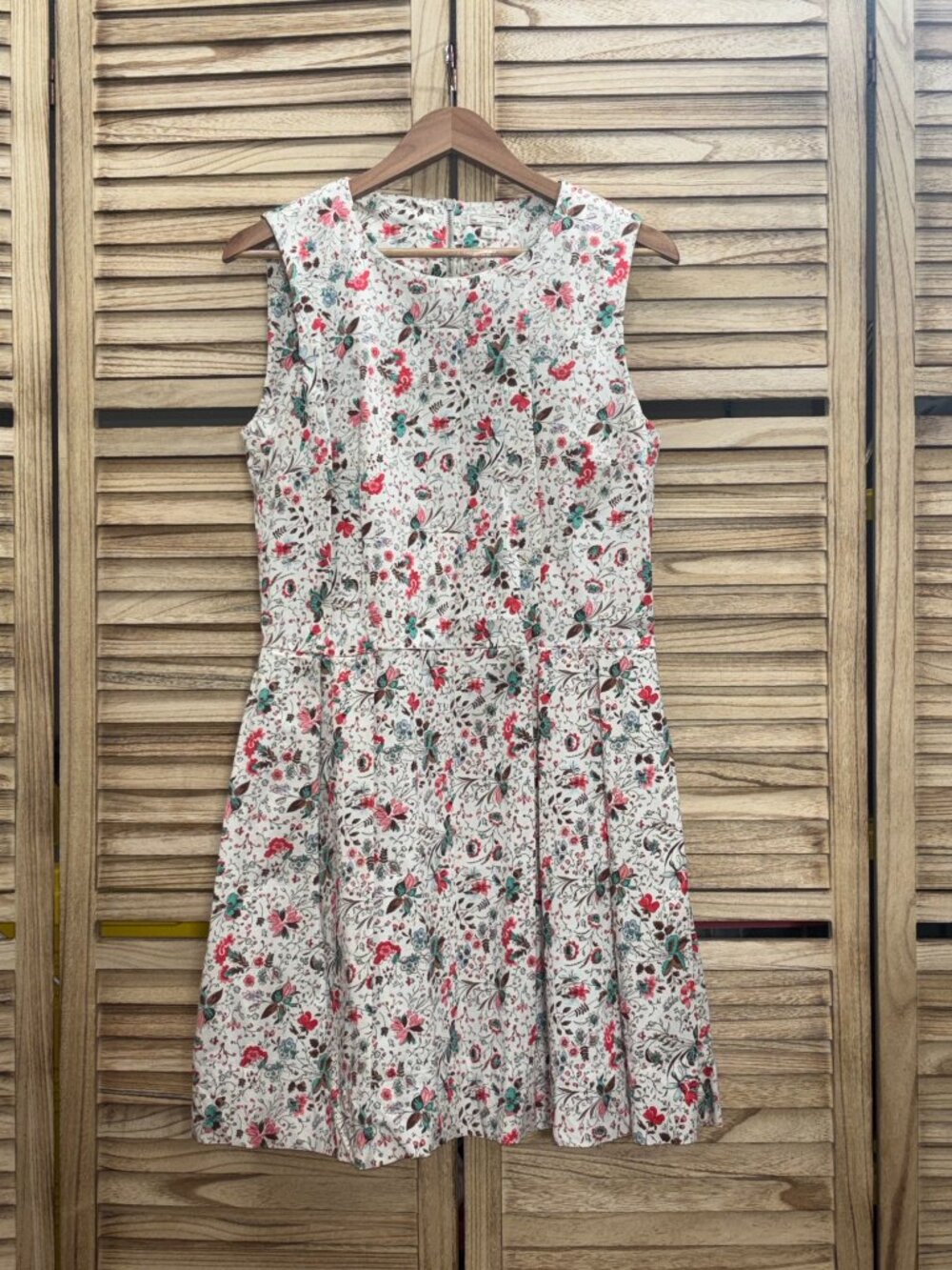 GAP White Floral Mini Dress with Pink and Green Accents ADORABLE